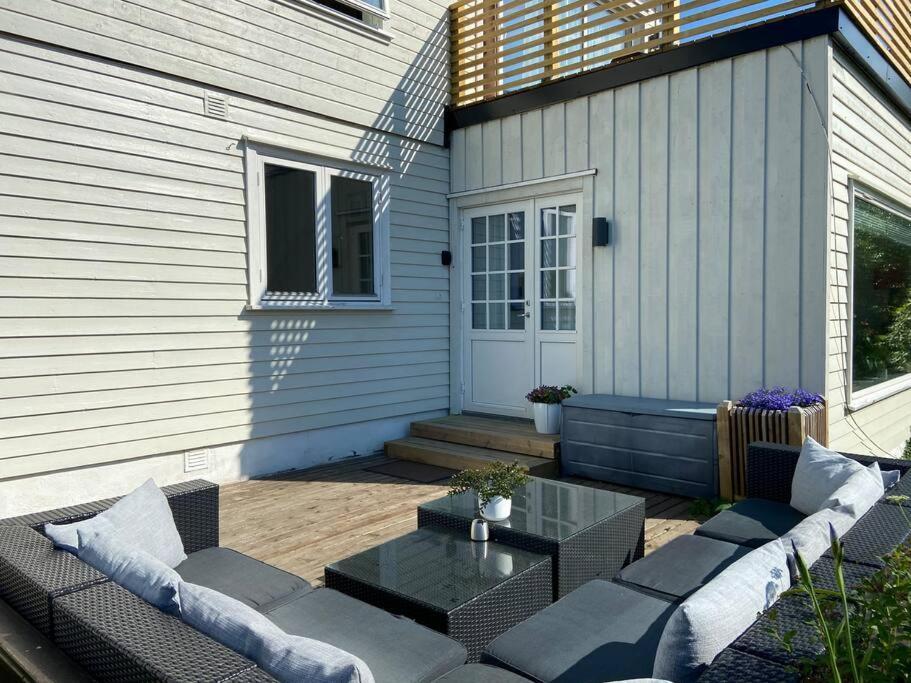 Lys Og Trivelig Leilighet I Larvik Extérieur photo